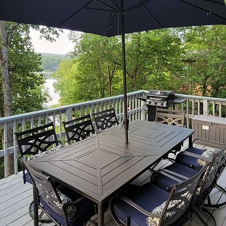 Lakeside Hot Springs Retreat With Kayaks And Boat Dock Hot Springs Village Exterior photo
