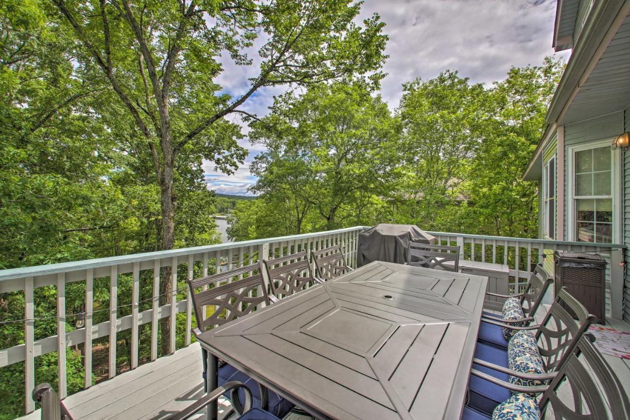 Lakeside Hot Springs Retreat With Kayaks And Boat Dock Hot Springs Village Exterior photo